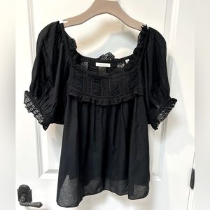 Doen top with lace detail